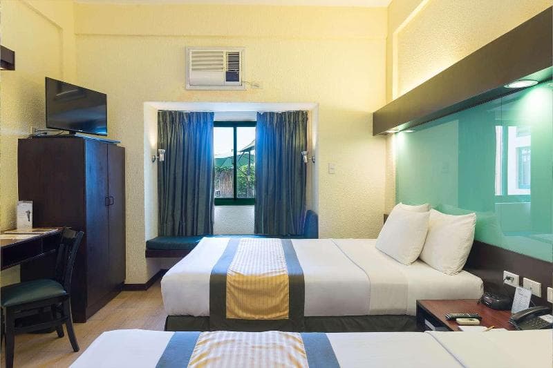 Microtel Inn and Suites by Wyndham Cabanatuan photo 1