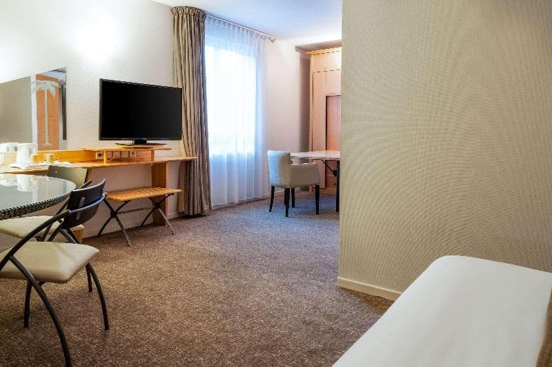 Quality Hotel Pau Centre Bosquet 4