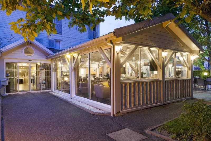 Hotel Acadie Les Ulis main