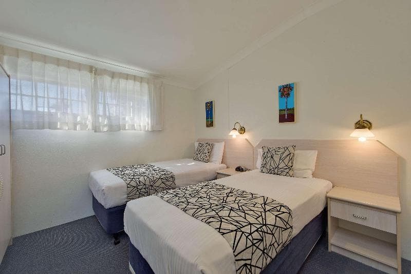 Comfort Inn All Seasons 2