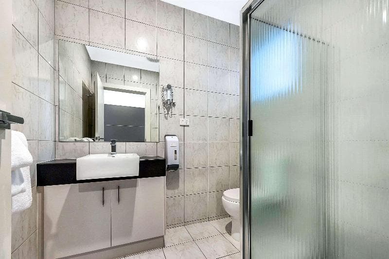 Comfort Inn Manhattan 3