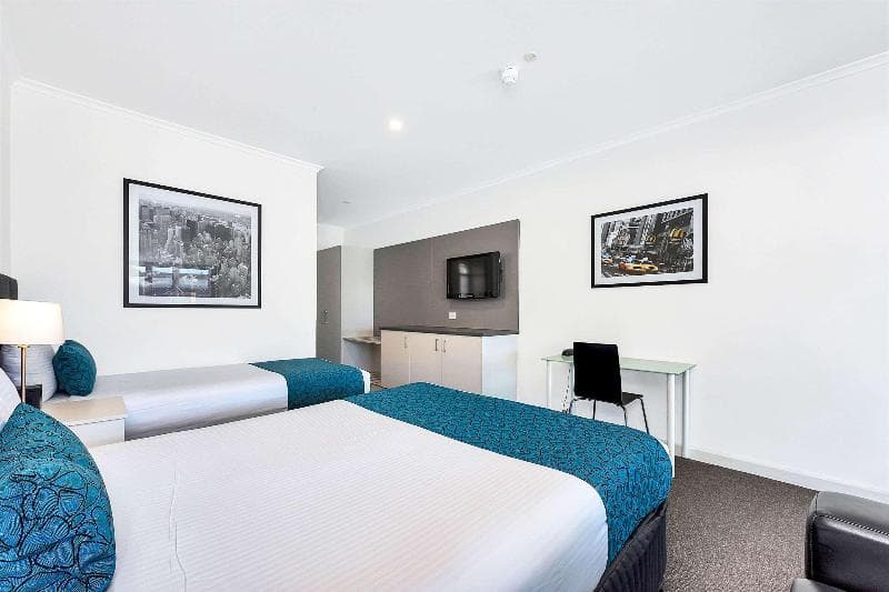 Comfort Inn Manhattan 4