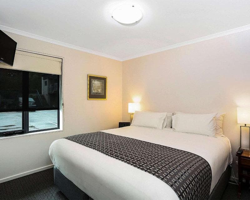Quality Inn & Suites The Menzies 2