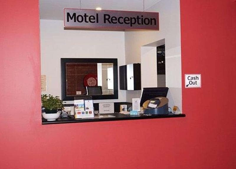 Peppermill Inn 3