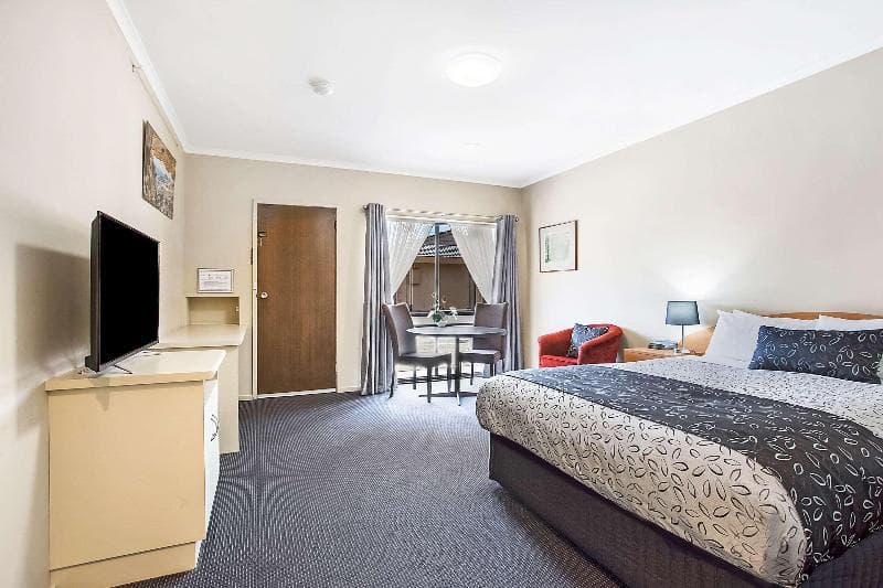Comfort Inn May Park 5