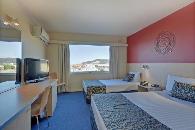 Burnie Central Townhouse Hotel 2