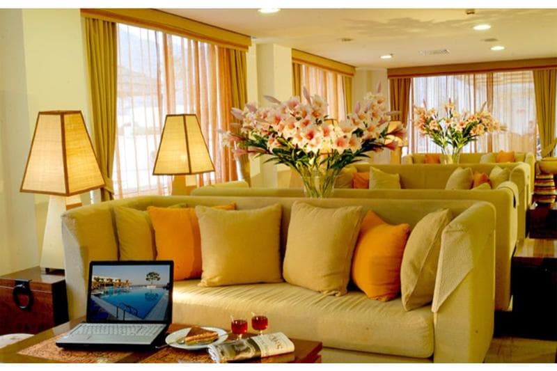Kinetta Beach Resort & Spa 4