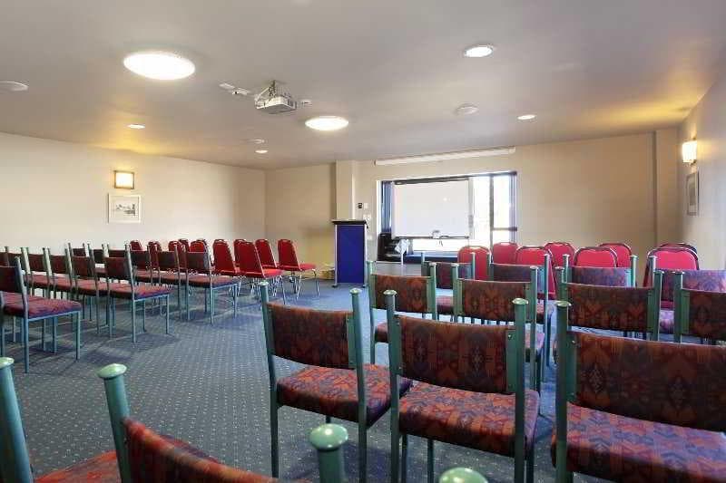 Abbots Hamilton Hotel and Conference Centre photo 1
