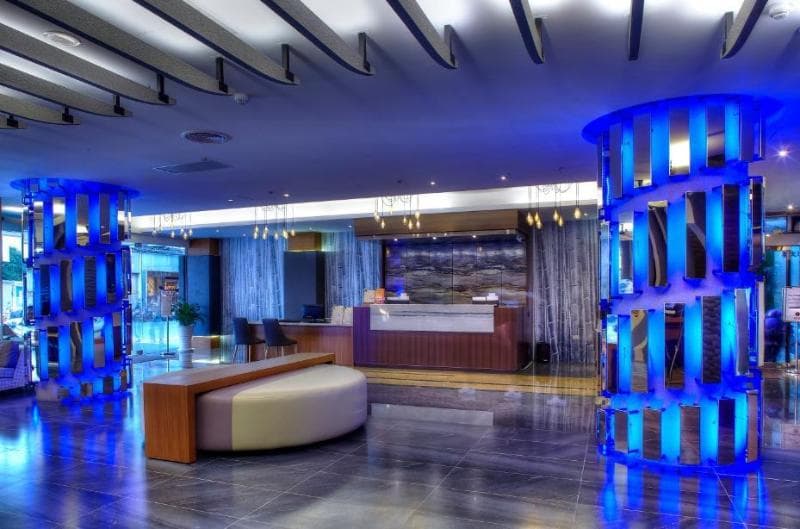 Yuhao Hotel 4