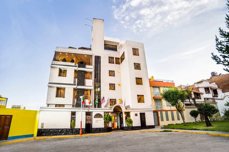 Natura Inn main