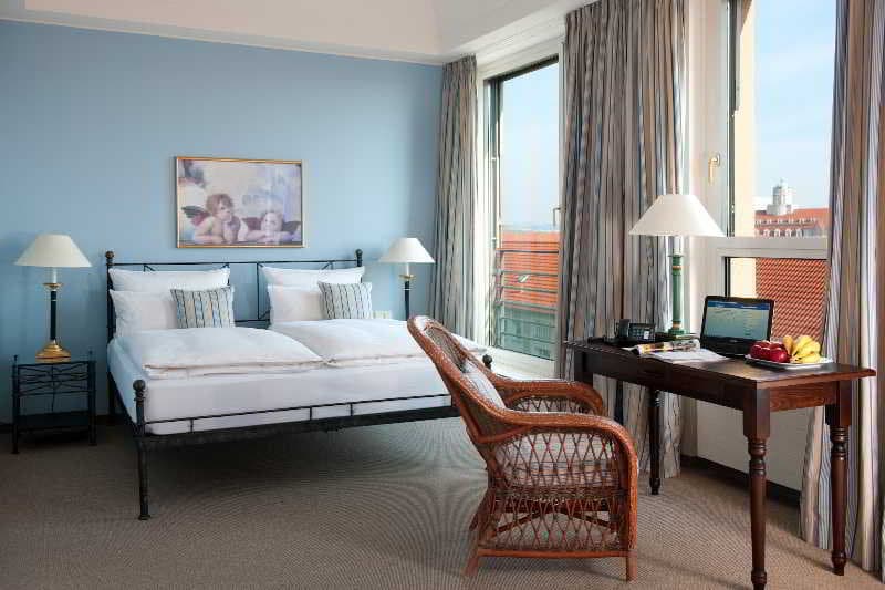 Hotel Elbflorenz Dresden 3