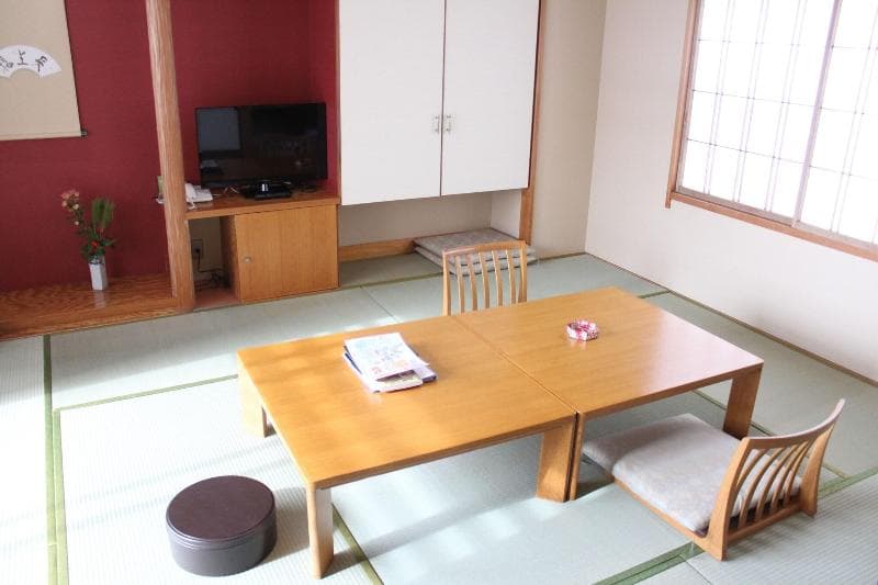 Honjin Hiranoya Bekkan 4