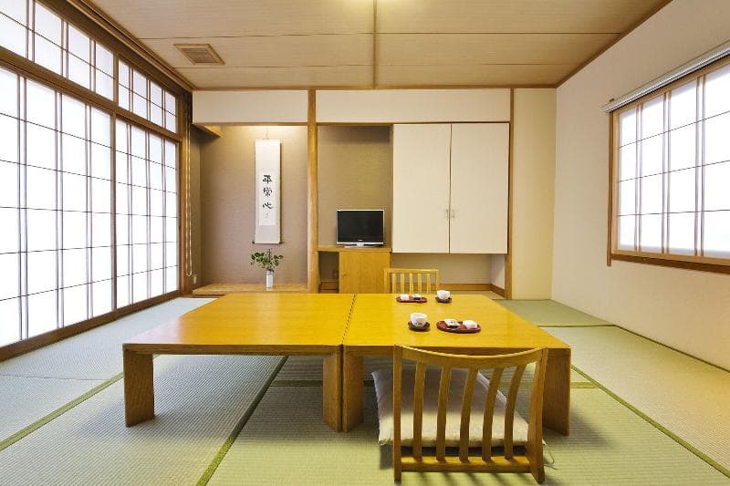 Honjin Hiranoya Bekkan 5