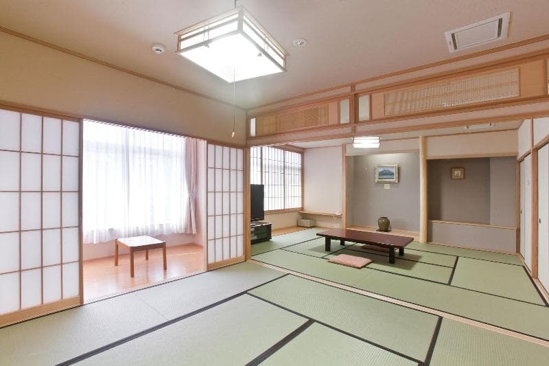 Onsen Hotel Nakahara Bessou 4