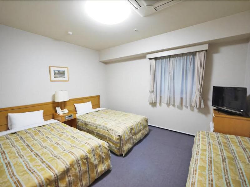 Route-Inn Osaka Honmachi 4
