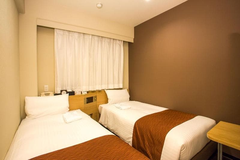 Viainn Shin Osaka West 3