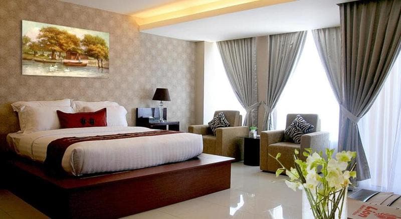 Lion Hotel & Plaza 5