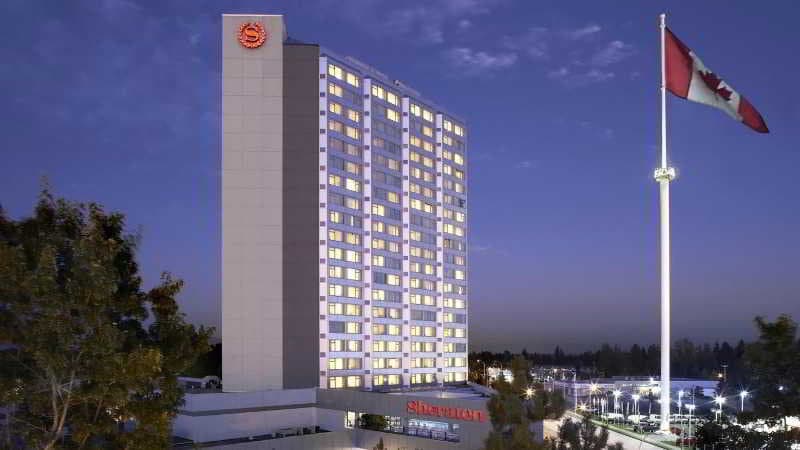 Sheraton Vancouver Guildford Hotel 5
