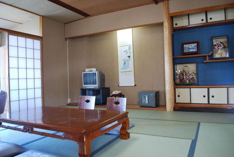 Yataro Hotel 4