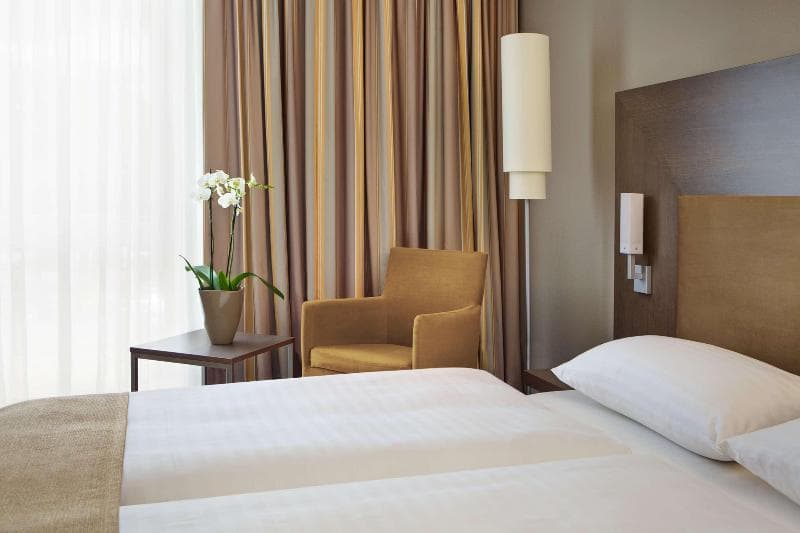 IntercityHotel Darmstadt 5