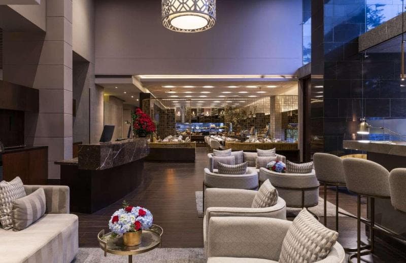 93 Luxury Suites Bluedoors 4