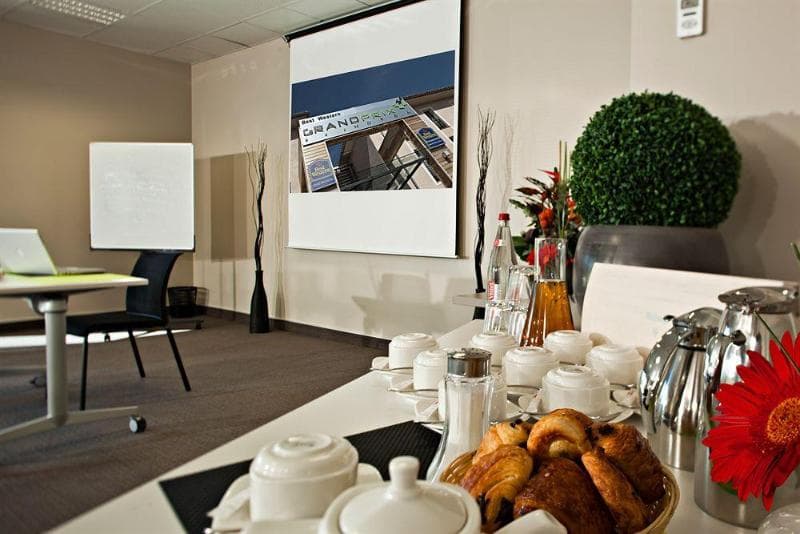 Grand Prix Hotel & Restaurant photo 1