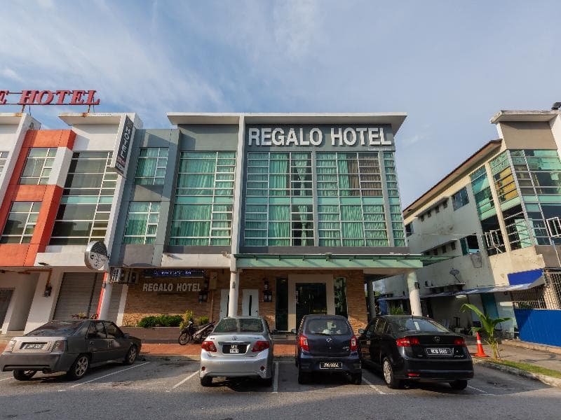 Regalo Hotel 4