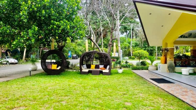 San Remigio Beach Club main
