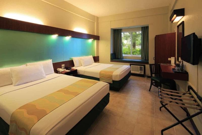 Microtel by Wyndham Tarlac photo 1