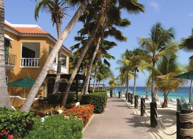 Harbour Village Beach Club main