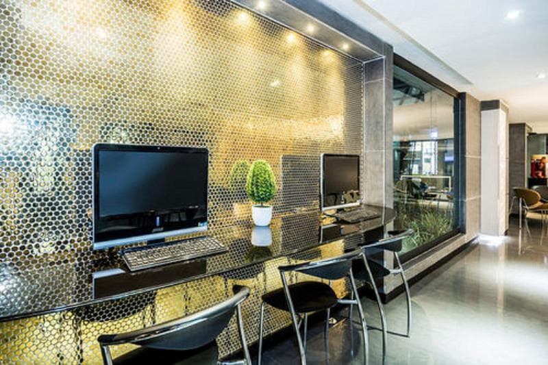 Lloyd's Apartasuites 5