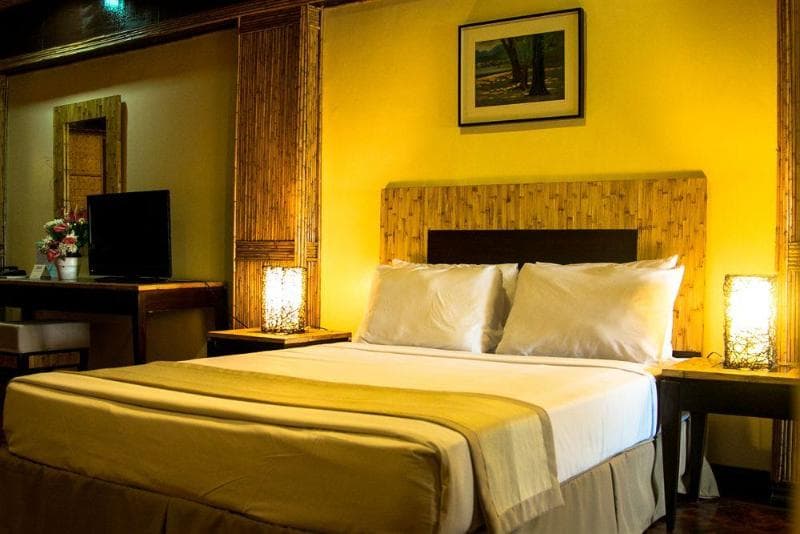 Matabungkay Beach Hotel 4