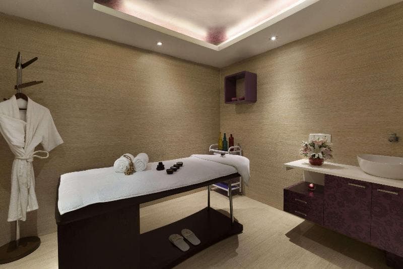 Ramada by Wyndham Chennai Egmore 5