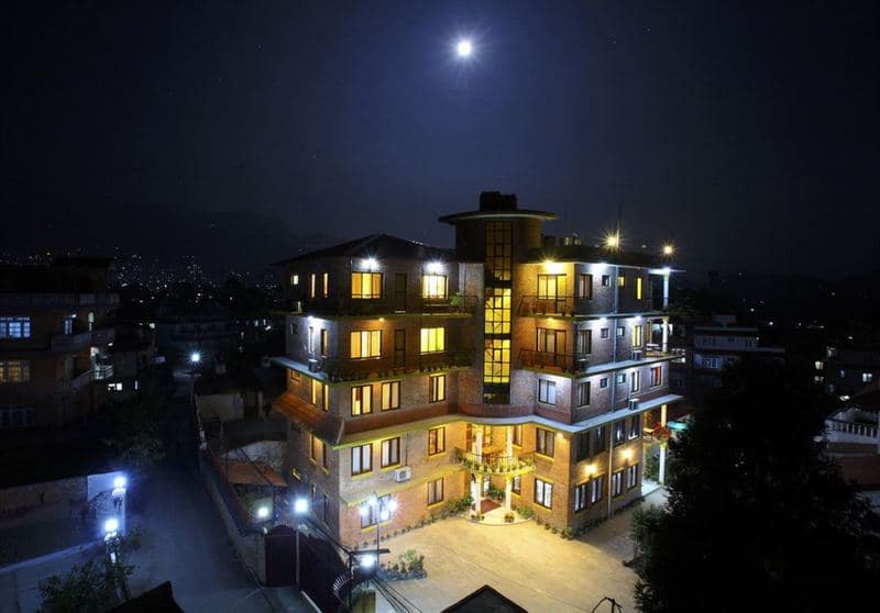Royal Astoria Hotel P. Ltd. 5