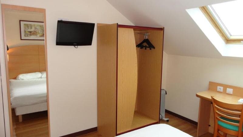 Comfort Hotel Cambrai 5
