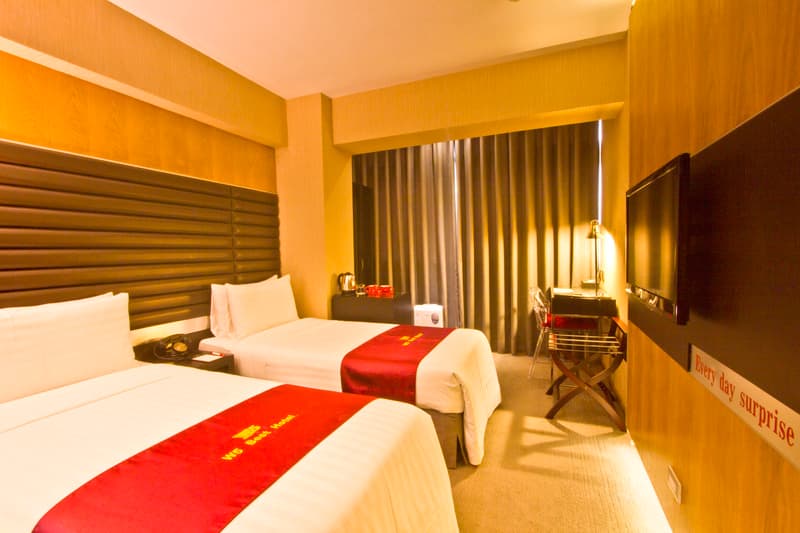 W5 Best Hotel 5