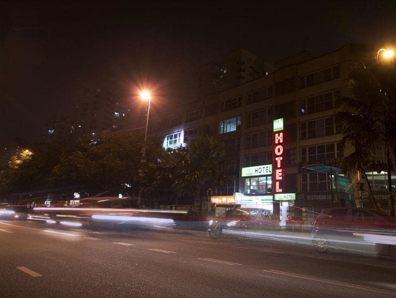 One Avenue Hotel 3