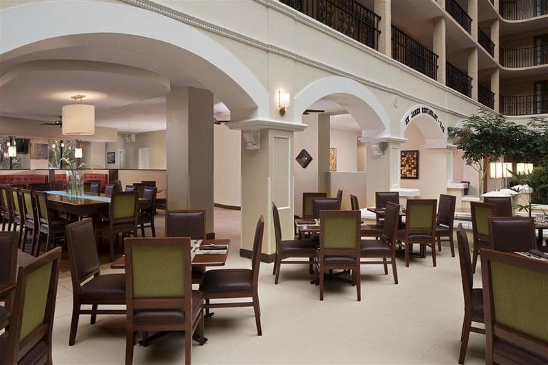 Four Points by Sheraton Suites Tampa Airport Westshore 3