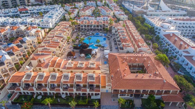 Royal Sunset Beach Club main