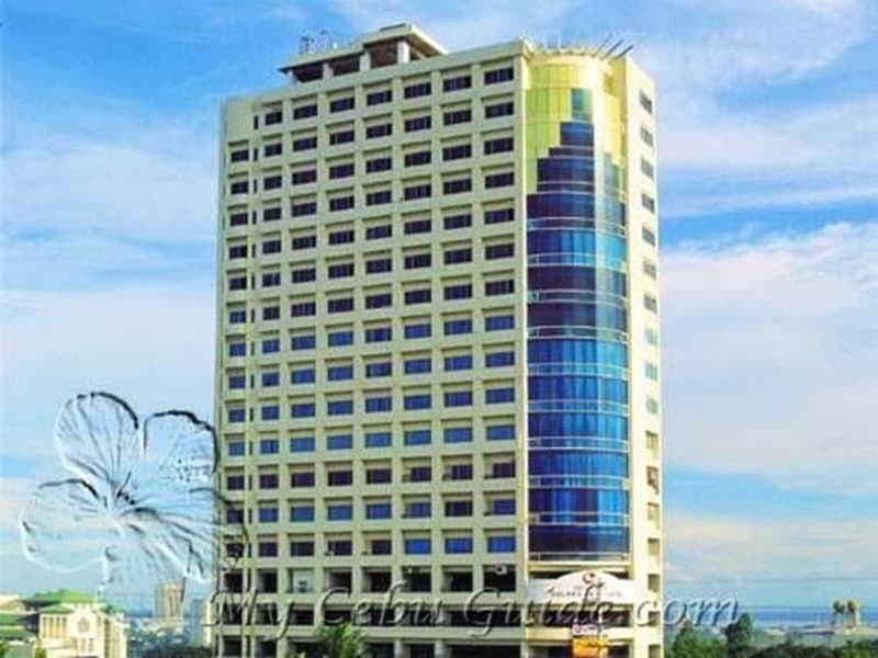 Golden Peak Hotel & Suites 4