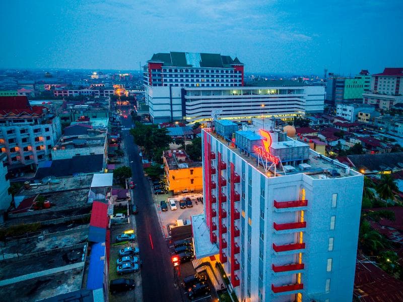 Red Planet Pekanbaru 3