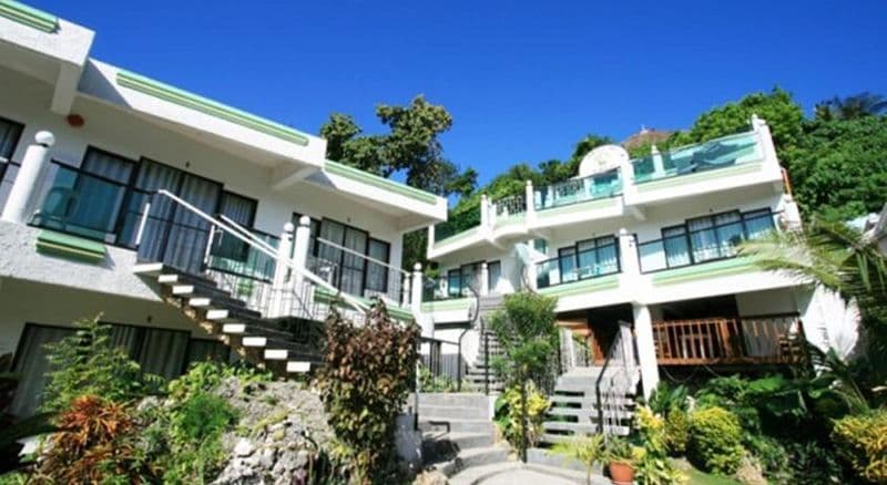 Turtle Inn Resort main