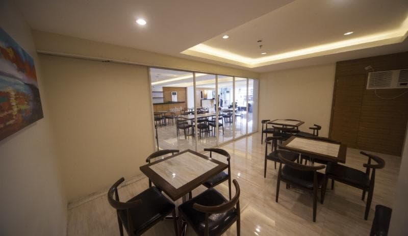 NS Royal Hotel photo 1