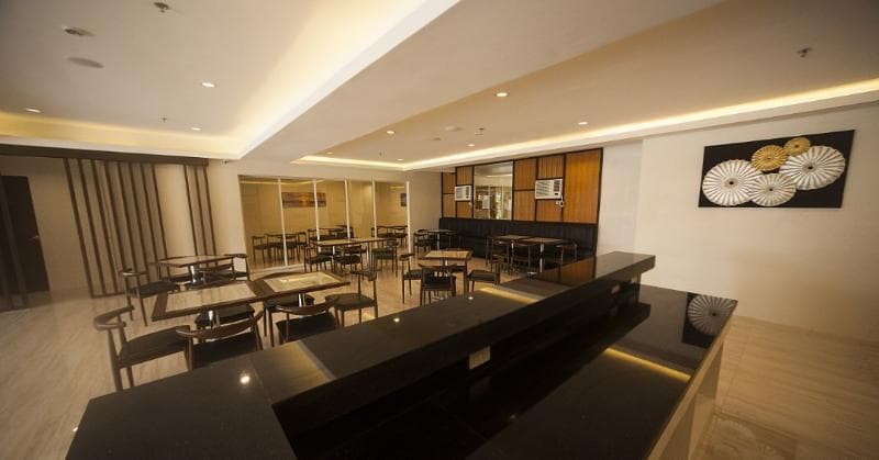 NS Royal Hotel 3