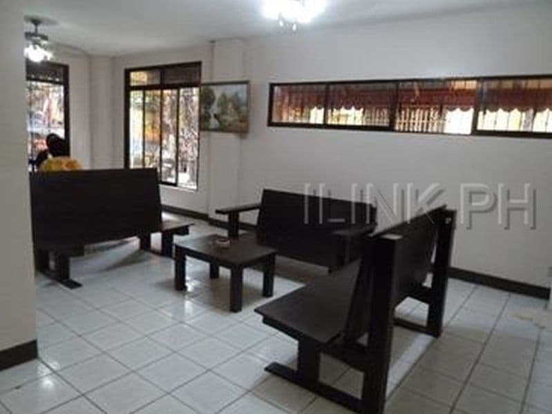 Boracay Travelodge Beach Resort 3