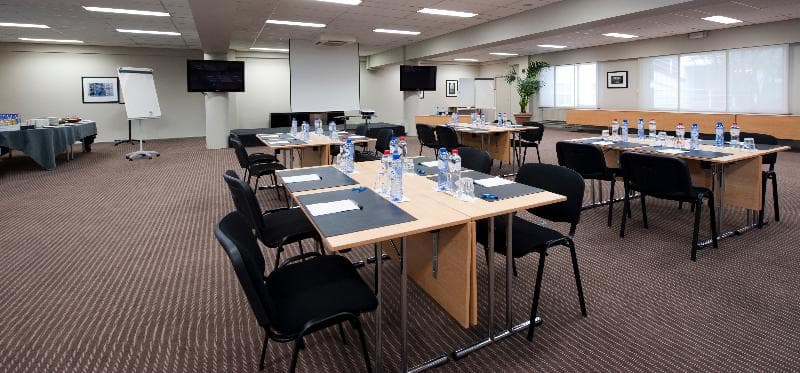 Manos Premier Hotel 4