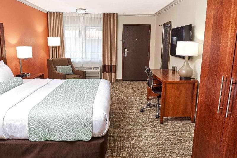 Comfort Inn Near Old Town Pasadena 3