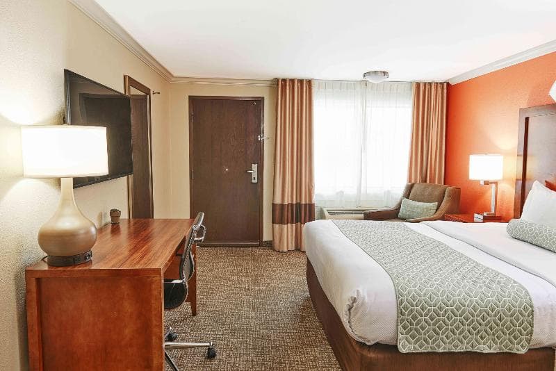 Comfort Inn Near Old Town Pasadena 4