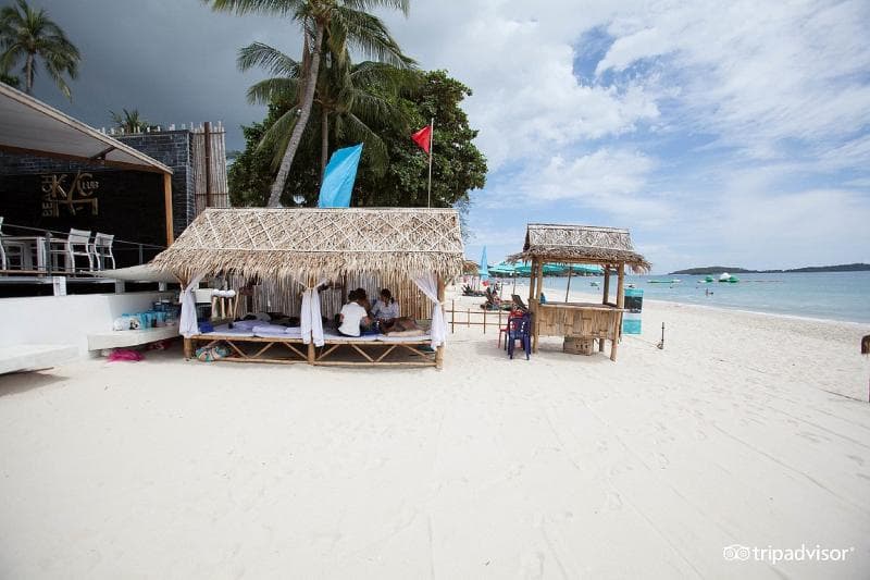 Kc Beach Club And Pool Villas main