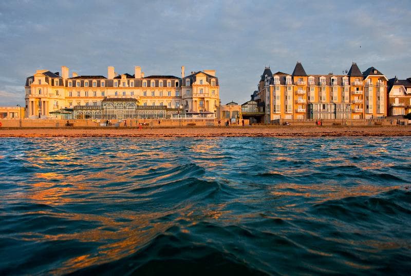 Le Grand Hotel des Thermes 3